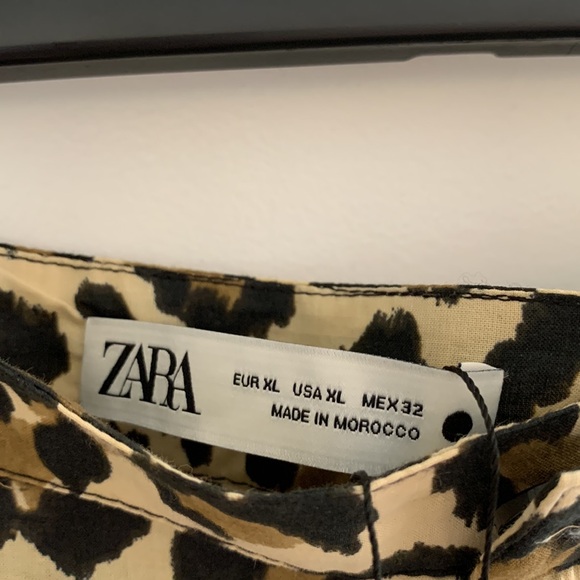 NWT ZARA leopard print pants. 100% cotton. Flare leg. Lightweight. Size XL. - Picture 7 of 11